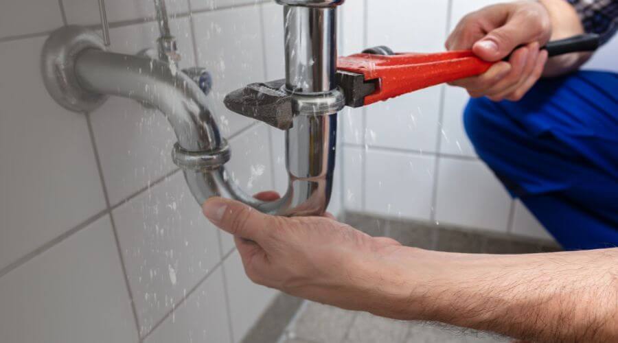 Expert burst pipe repair services in Davidsville, PA